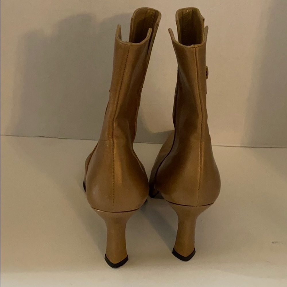 Stuart Weizmann Ankle Boots - image 4